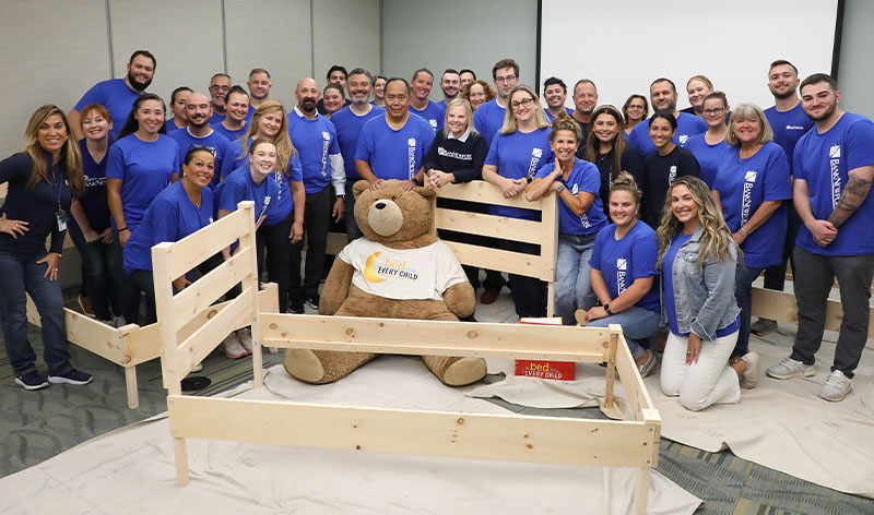 bnp26510-annual-report25-commimpact-02