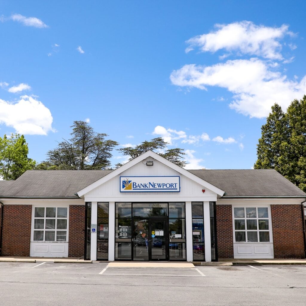 Tiverton Branch Exterior 1400x1400 - blue Bank
