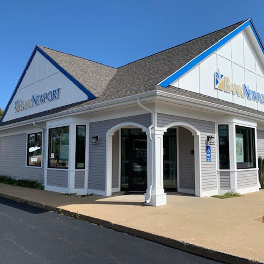 Warren Market St Exterior 1400x1400